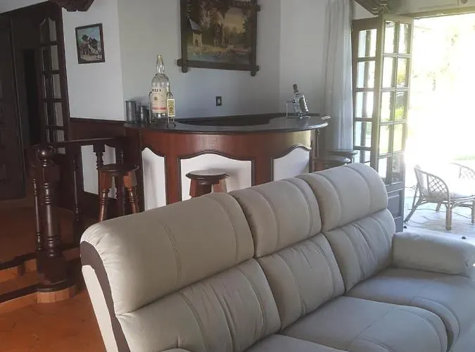 Cargal Bed & Breakfast 4*